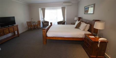 moore park inn armidale|Moore Park Inn Accommodation & Grounds History 